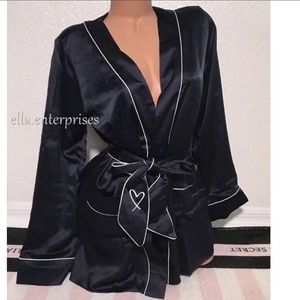 VS M Dark Navy Blue Satin Tie Waist Jacket